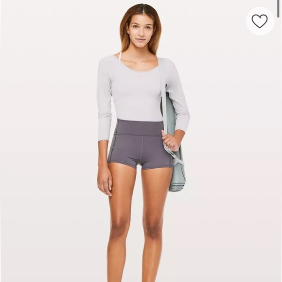 Lululemon In Movement Short 2.5" - Picture 3 of 9